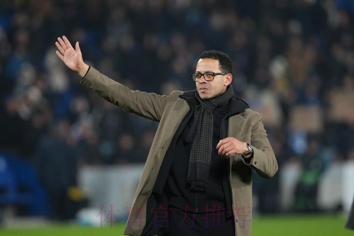 一日英超动向：曼联加速选定临时主帅，罗塞尼尔轮换备赛阿森纳